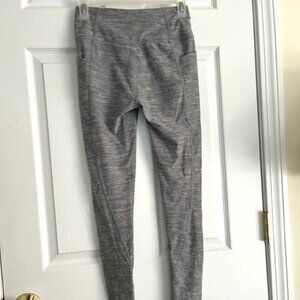 ladies size XS Victoria's Secret gray leggings
